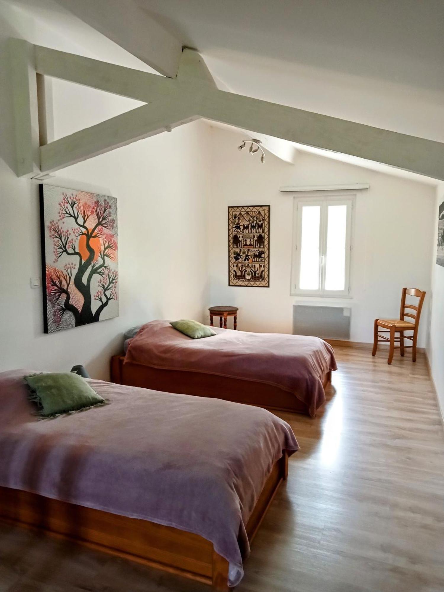 Chez Cecile Et Jean-No Bed & Breakfast Gan Exterior photo